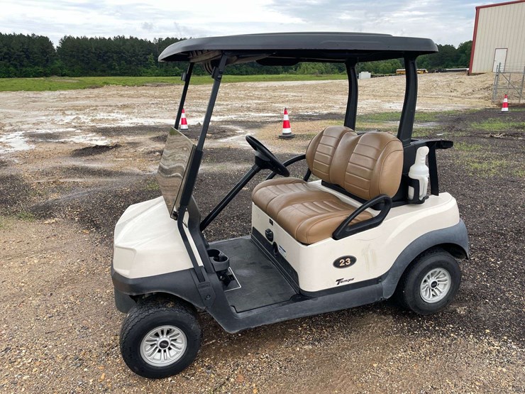 2022-club-car-tempo-2-passenger-48-volt-golf-cart-with-charger-image-1