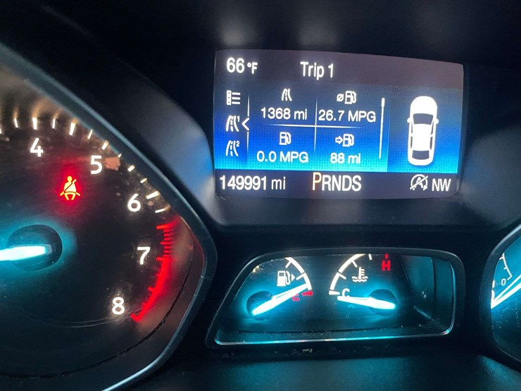 2017-ford-escape-se-image-26