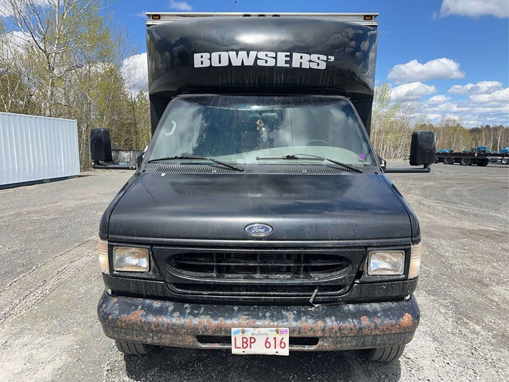 2002-ford-e450-image-2