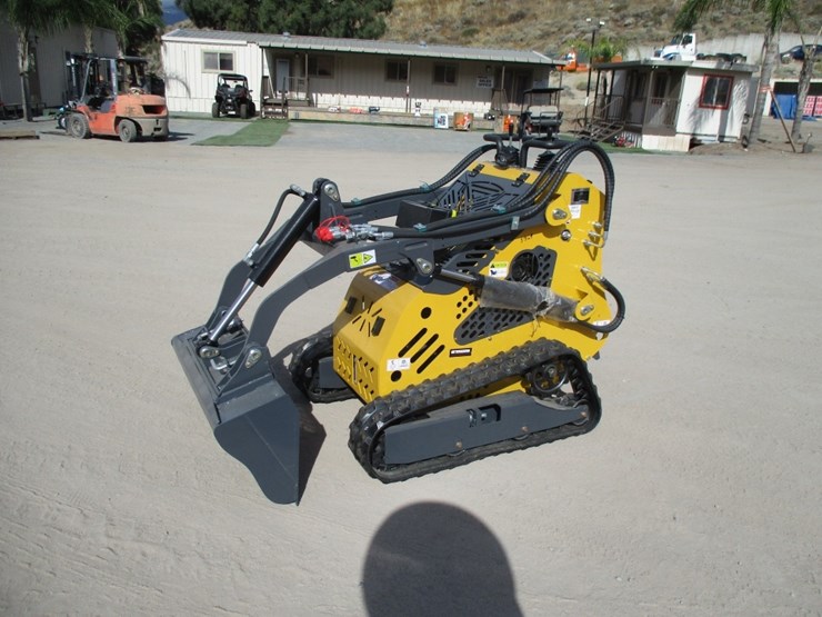 2026-sdlanch-sdll60-crawler-ride-on-skid-steer,-image-1
