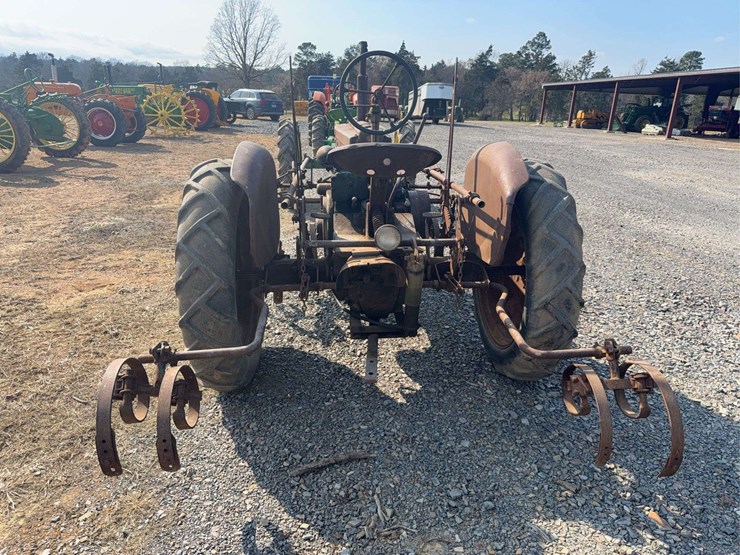 john-deere-h-image-4