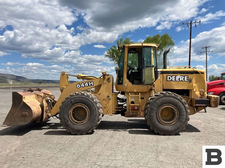deere-644h-image-1