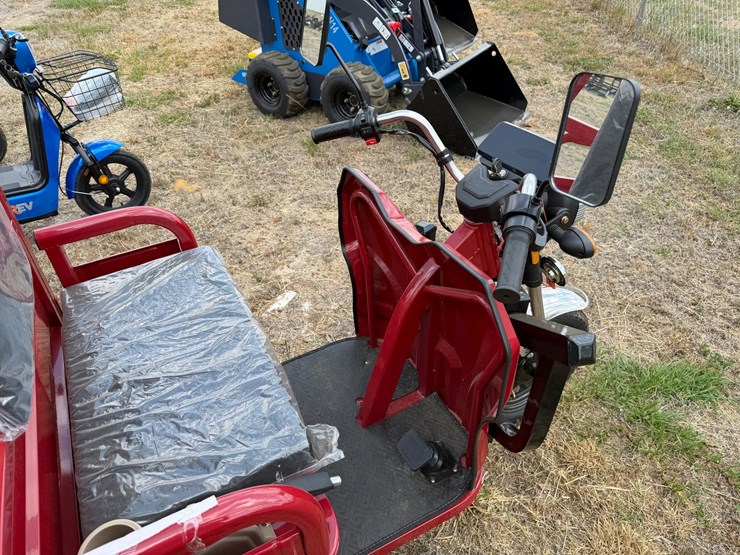#584-•-electric-tricycle-with-dump-bed-image-3