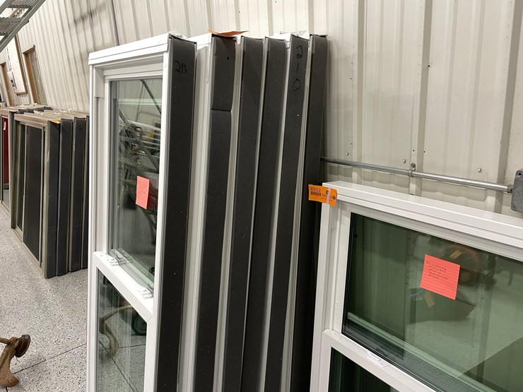 #8551-•-(6)-double-hung-windows-image-5
