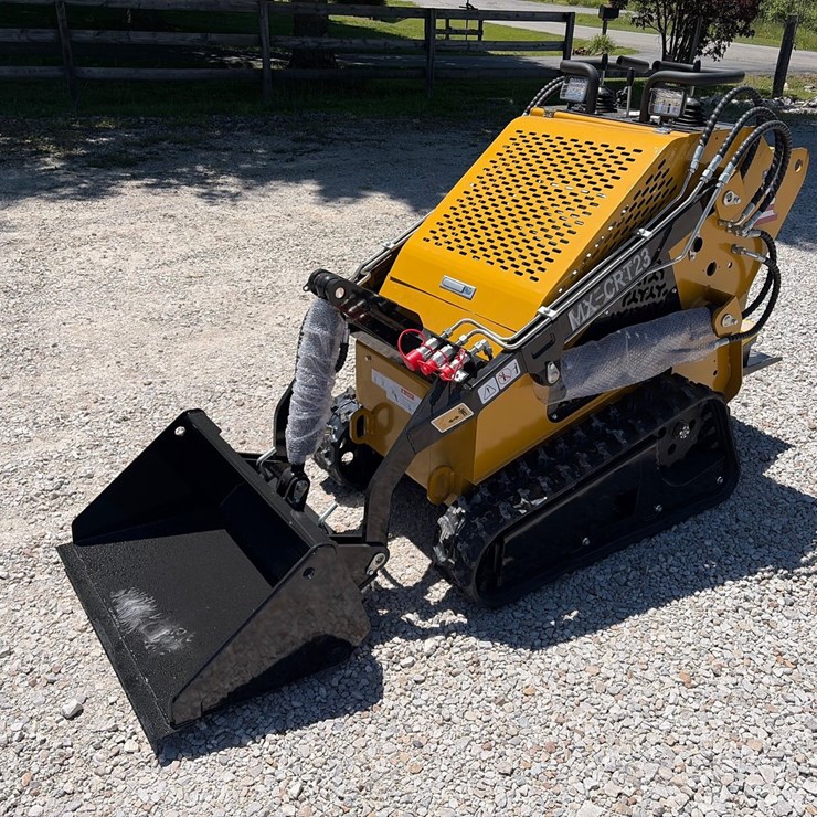 #228 • Unused 2026 AGT MX-CRT23 Mini Skid Steer Loader