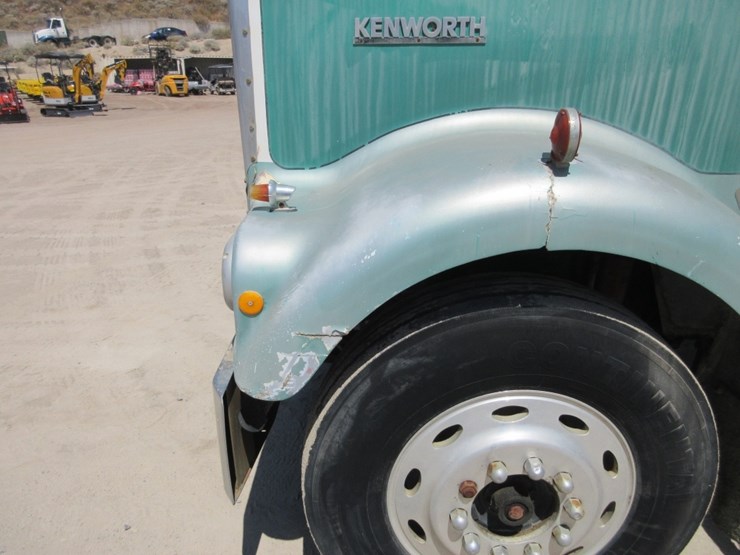 1981-kenworth-w900-image-20