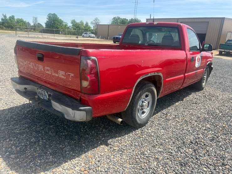 #23967-•-2004-chevrolet-silverado-pickup-vin:-1gcec14x74z216889-image-3