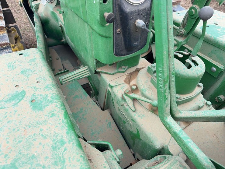 john-deere-420-image-36
