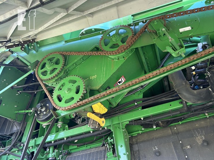 2016-john-deere-s680-image-16