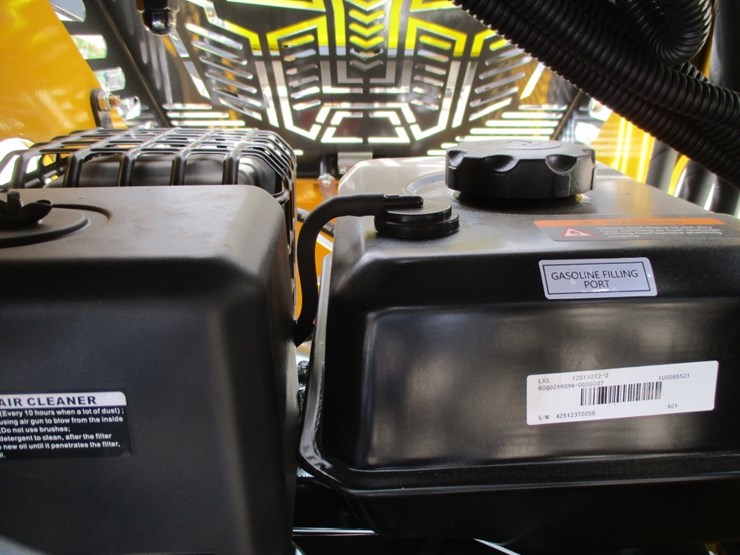 2026-sdlanch-ssl60-crawler-ride-on-skid-steer,-image-5