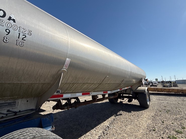 #42730-•-1996-weld-it-s/a-5400gal-fuel-trailer-1w9t23269tl010011-inv#-42730-image-19