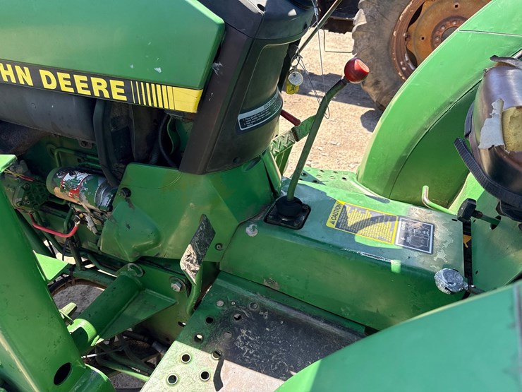 john-deere-1070-image-31