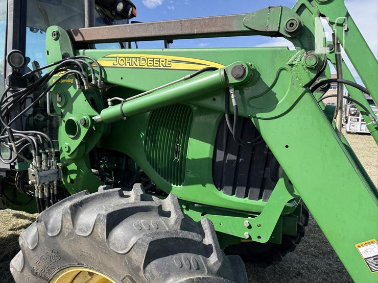 2005-john-deere-7420-image-25