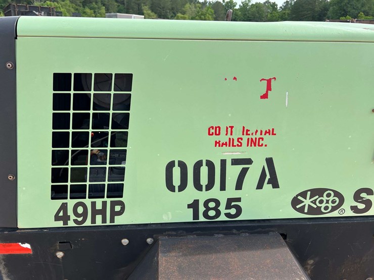 2014-sullair-185-cfm-image-16