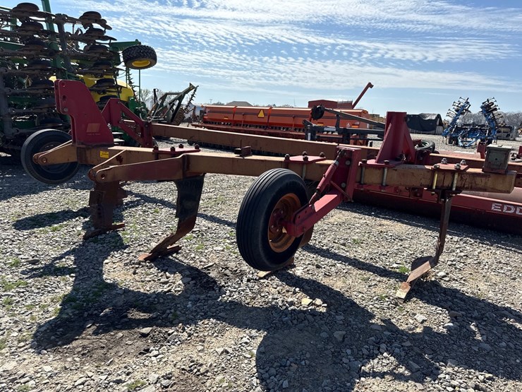 #41281-•-bhc-6-row-ripper-inv#-41281-image-1