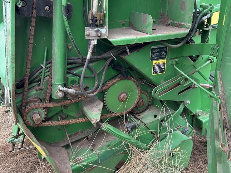 2002-john-deere-567-image-17