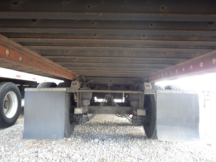 2019-utility-3000r-image-12