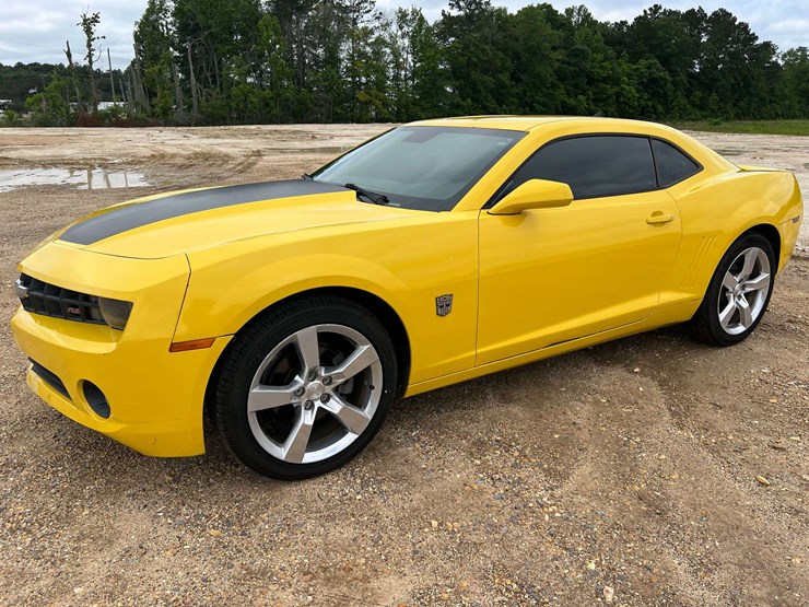 2010-chevrolet-camaro-rs-2-door-coupe-(165,674-miles)-image-1