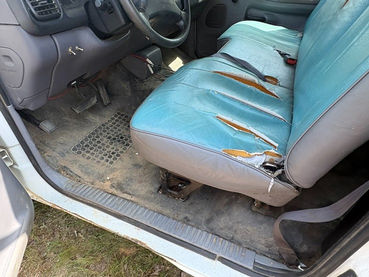 #41749-•-1998-dodge-ram-pickup-vin:-1b7hc16x2ws609690-image-33