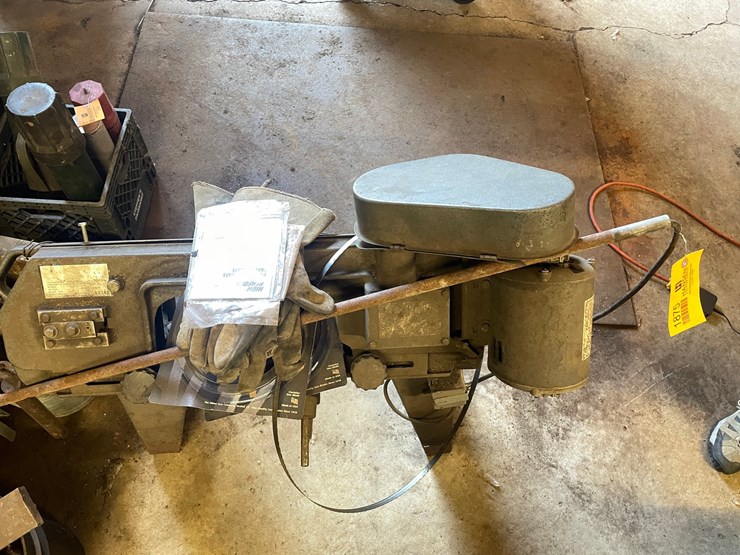 #1875-•-horizontal-metal-cutting-band-saw-image-2