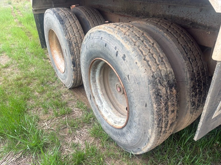 #23993-•-fast-44'-t/a-aluminum-chip-trailer-image-10