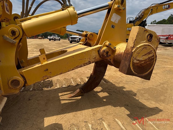2020-komatsu-d155ax-8-image-11