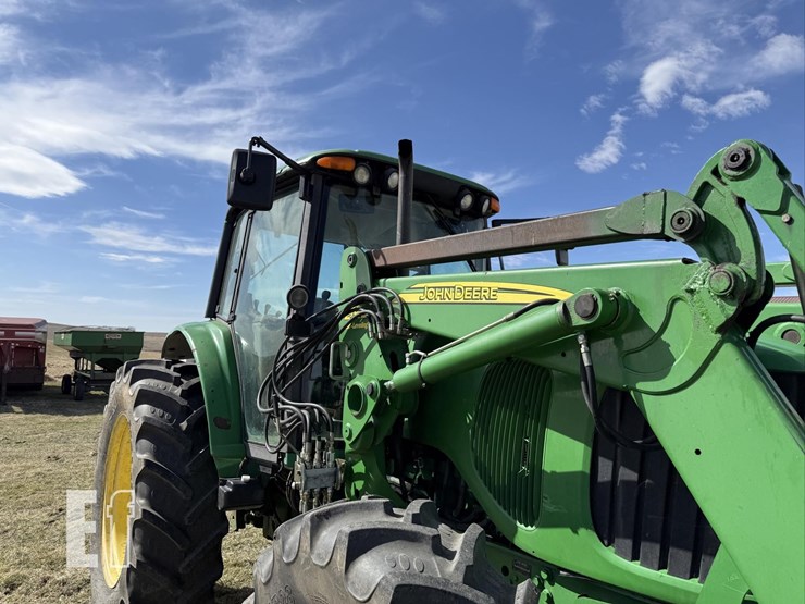 2005-john-deere-7420-image-24