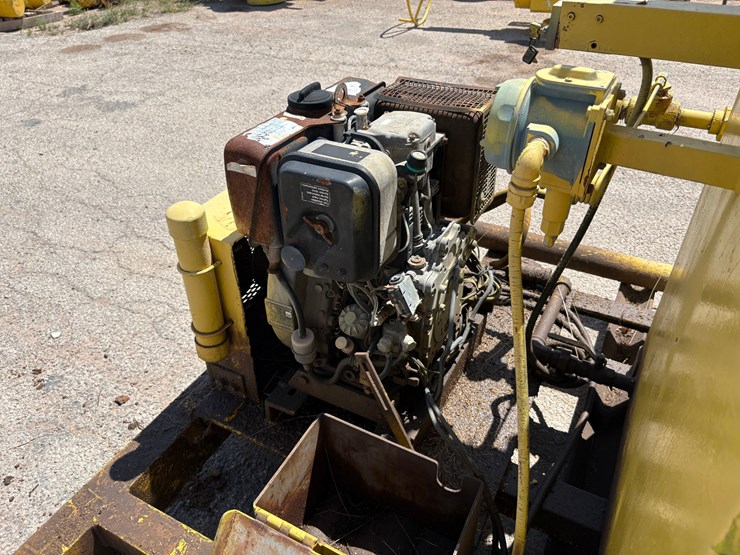 4-station-closing-unit,-skidded-image-2