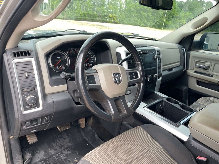 2011-dodge-ram-2500-image-11