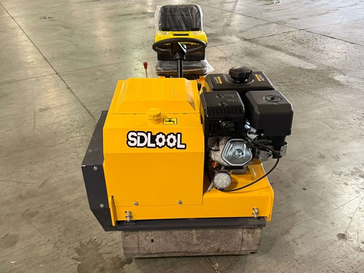 2026-sl850-vibratory-road-roller,-dual-drum-new-and-efficient-(new/unused)-image-4
