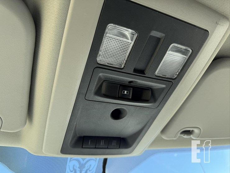 2011-ram-2500-big-horn-image-43