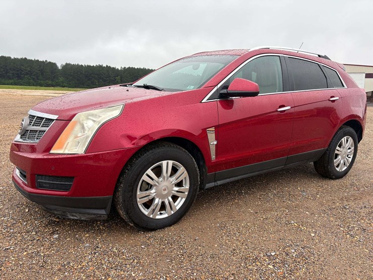 2010-cadillac-srx-image-1