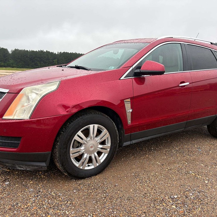 2010 CADILLAC SRX