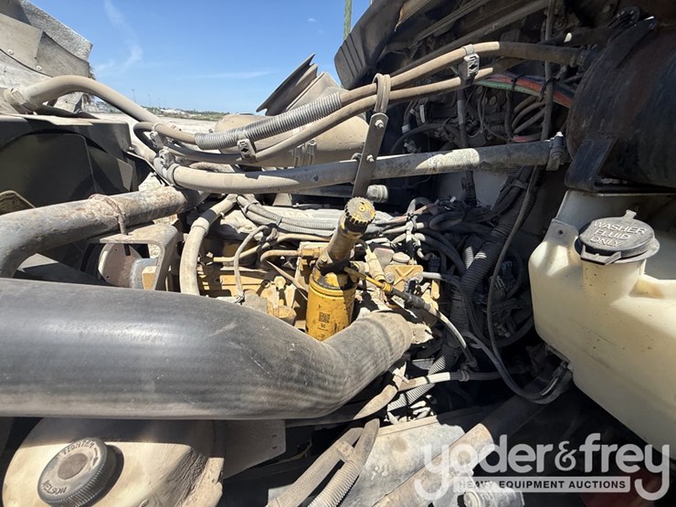 2007-caterpillar-c7-image-11