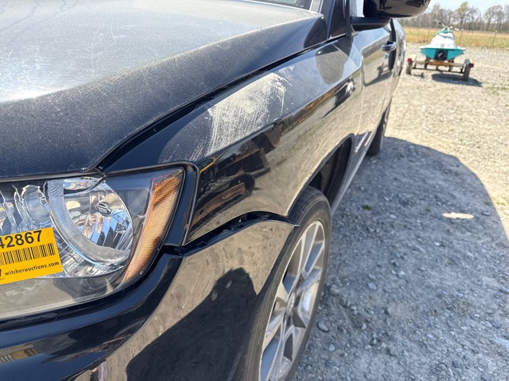 2016-jeep-compass-image-31