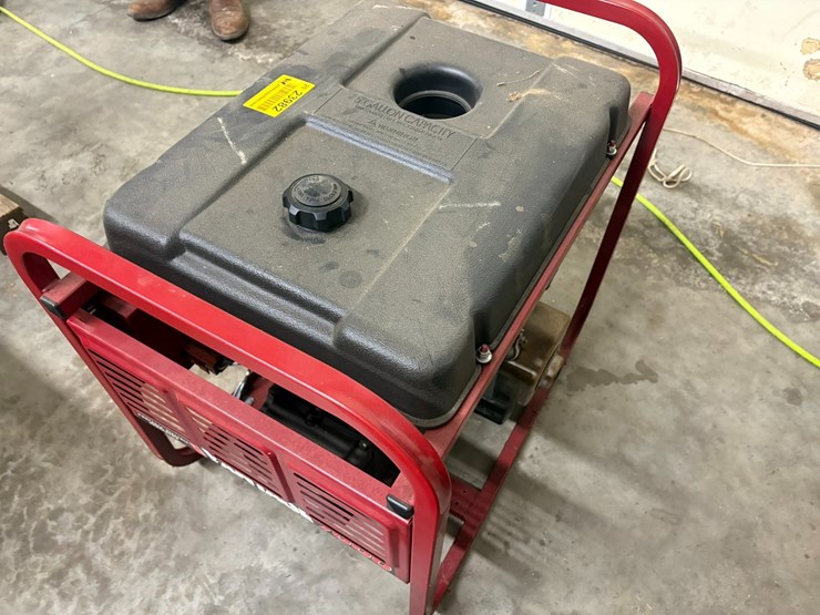#23982-•-coleman-vantage-7000-electric-generator-image-4
