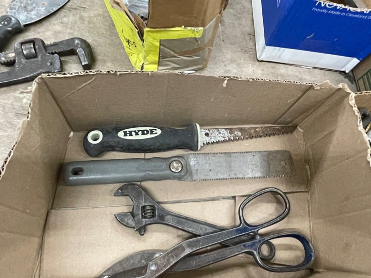 #8595-•-assortment-of-shop-items-image-14