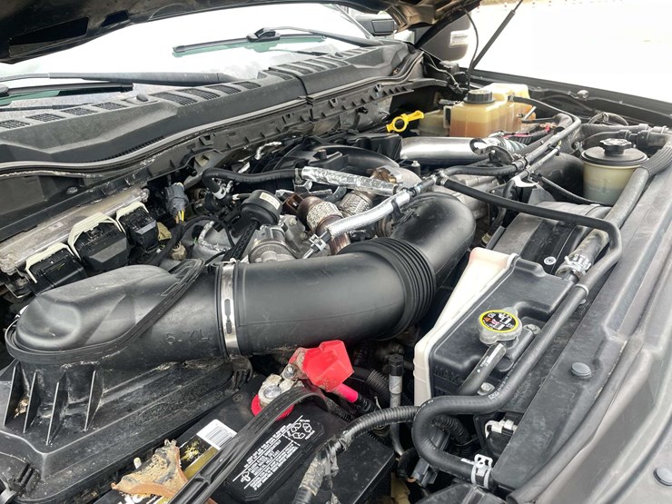 2017-ford-f350-image-8