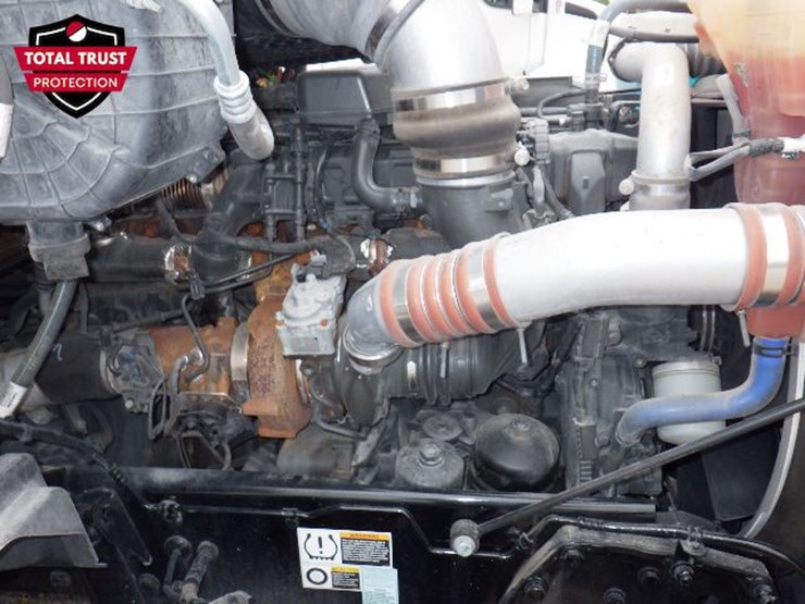 2022-kenworth-t680-image-24