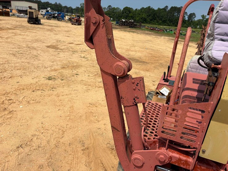2003-ditch-witch-3610dd-image-13