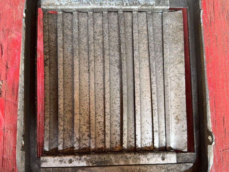 zesto-hot-water-radiator-image-4