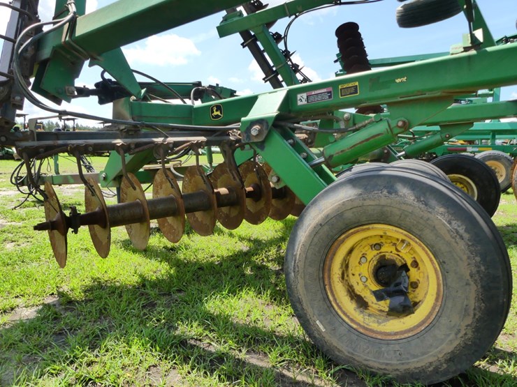 john-deere-637-image-6