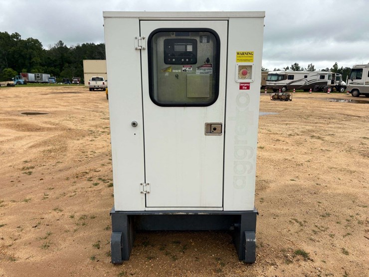 2012-aggreko-143-kw-skid-mounted-generator-image-5