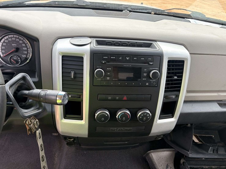 2009-dodge-ram-1500-image-15