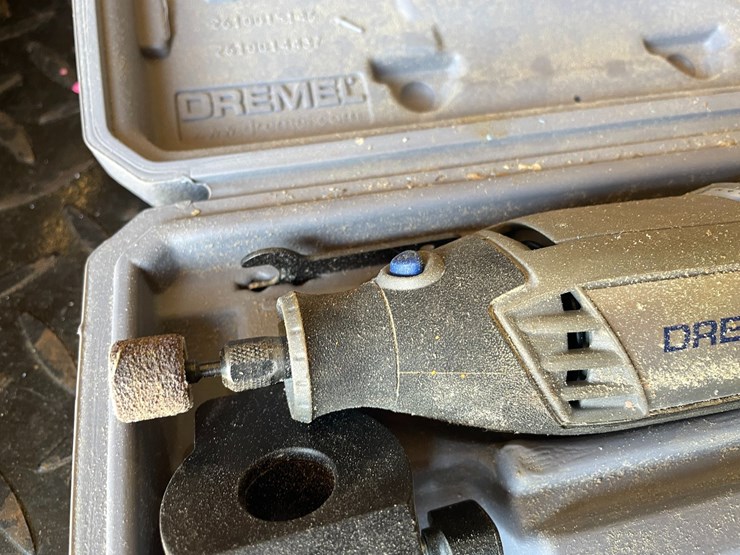 #1840-•-dremel-3000-multi-tool-and-bits-image-8