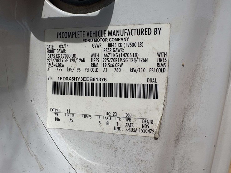 2014-ford-f550-image-24