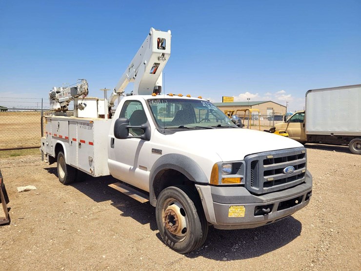 2007-ford-f550-image-2