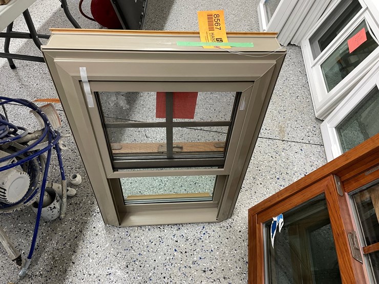 #8567-•-(4)-double-hung-windows-image-5