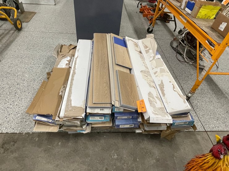 #8608-•-laminate-flooring-image-1