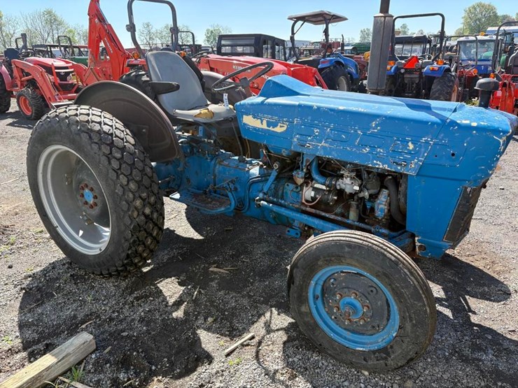 ford-tractor-image-5
